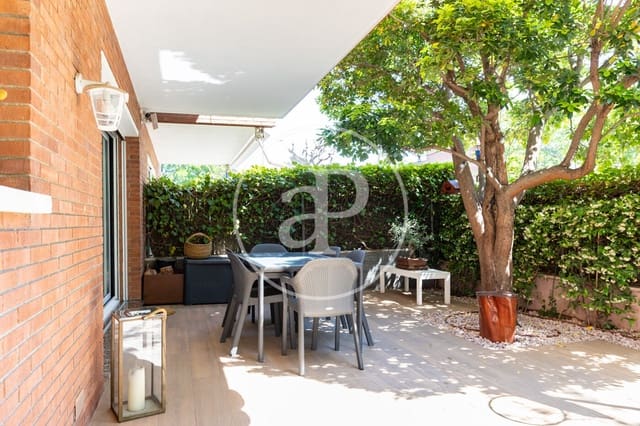 3 quarto Apartamento para venda em Sant Cugat del Vallès com piscina - 1 150 000 € (Ref: 9884793)