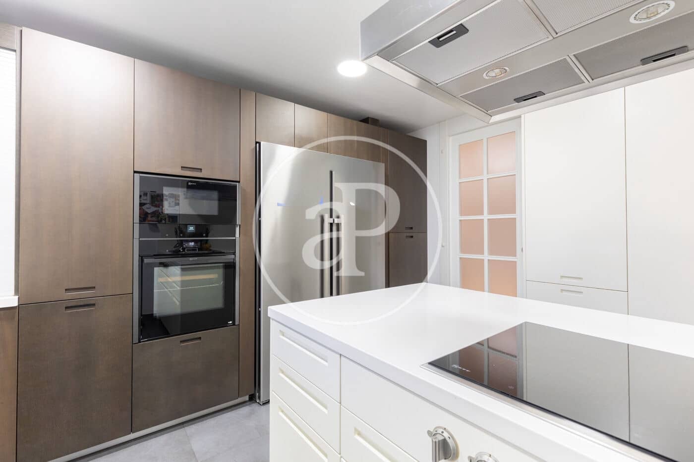 3 quarto Apartamento para venda em Sant Cugat del Valles com piscina - 1 150 000 € (Ref: 9884793)