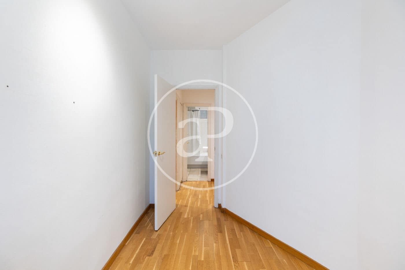 4 bedroom Apartment for sale in Barcelona city - € 990,000 (Ref: 9884795)