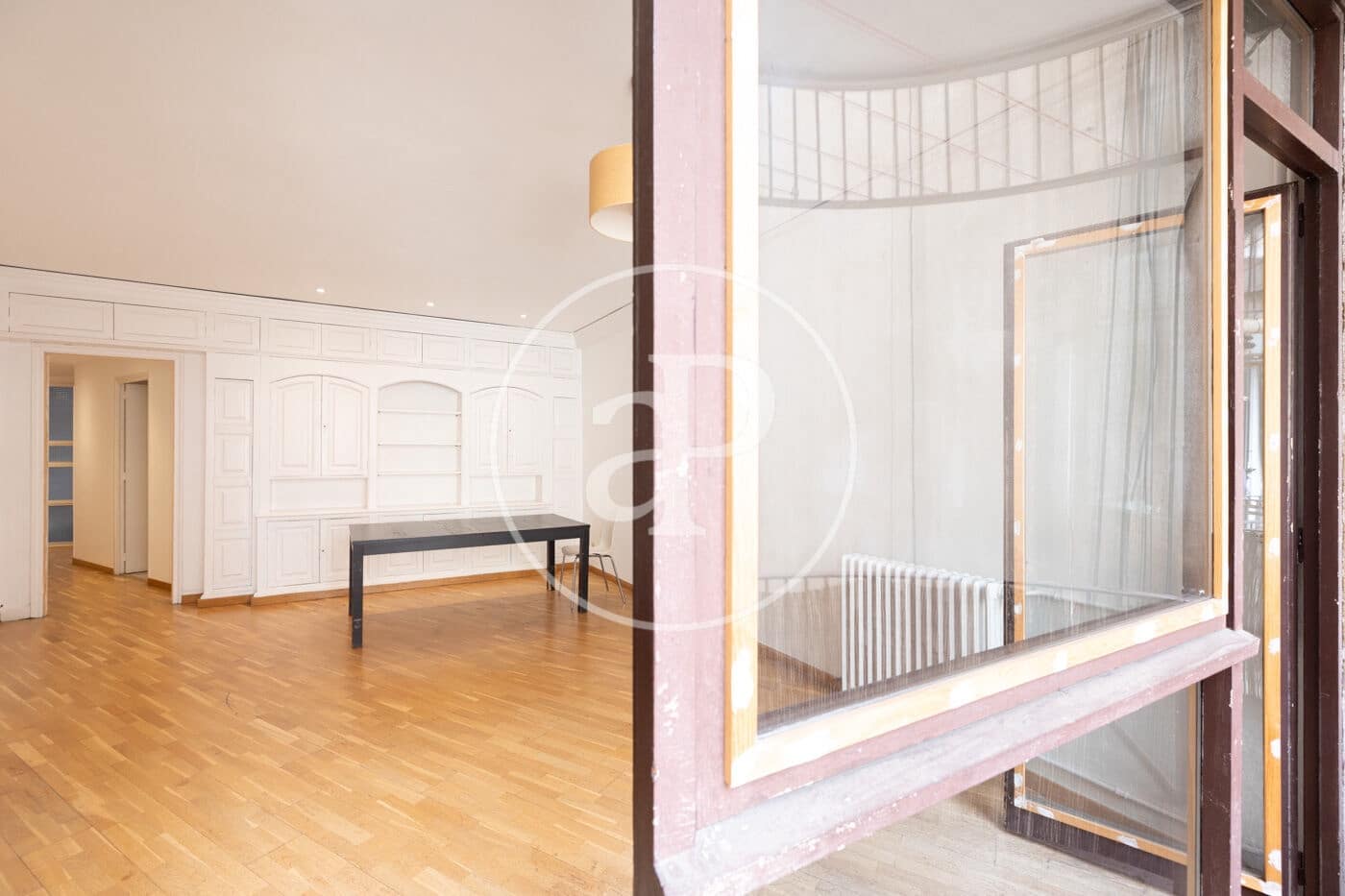 4 bedroom Apartment for sale in Barcelona city - € 990,000 (Ref: 9884795)