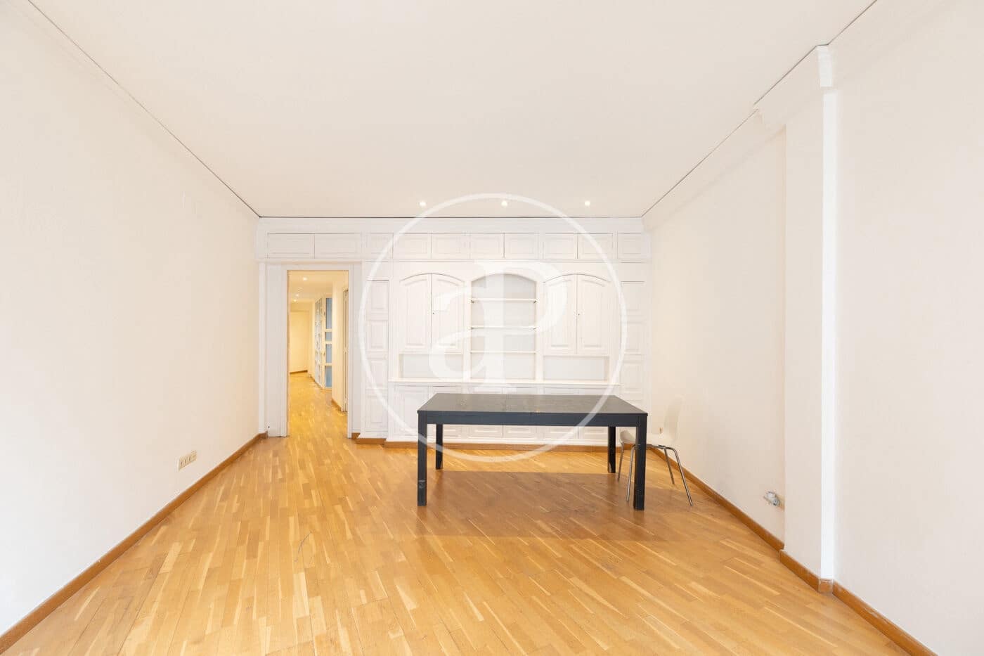 4 bedroom Apartment for sale in Barcelona city - € 990,000 (Ref: 9884795)