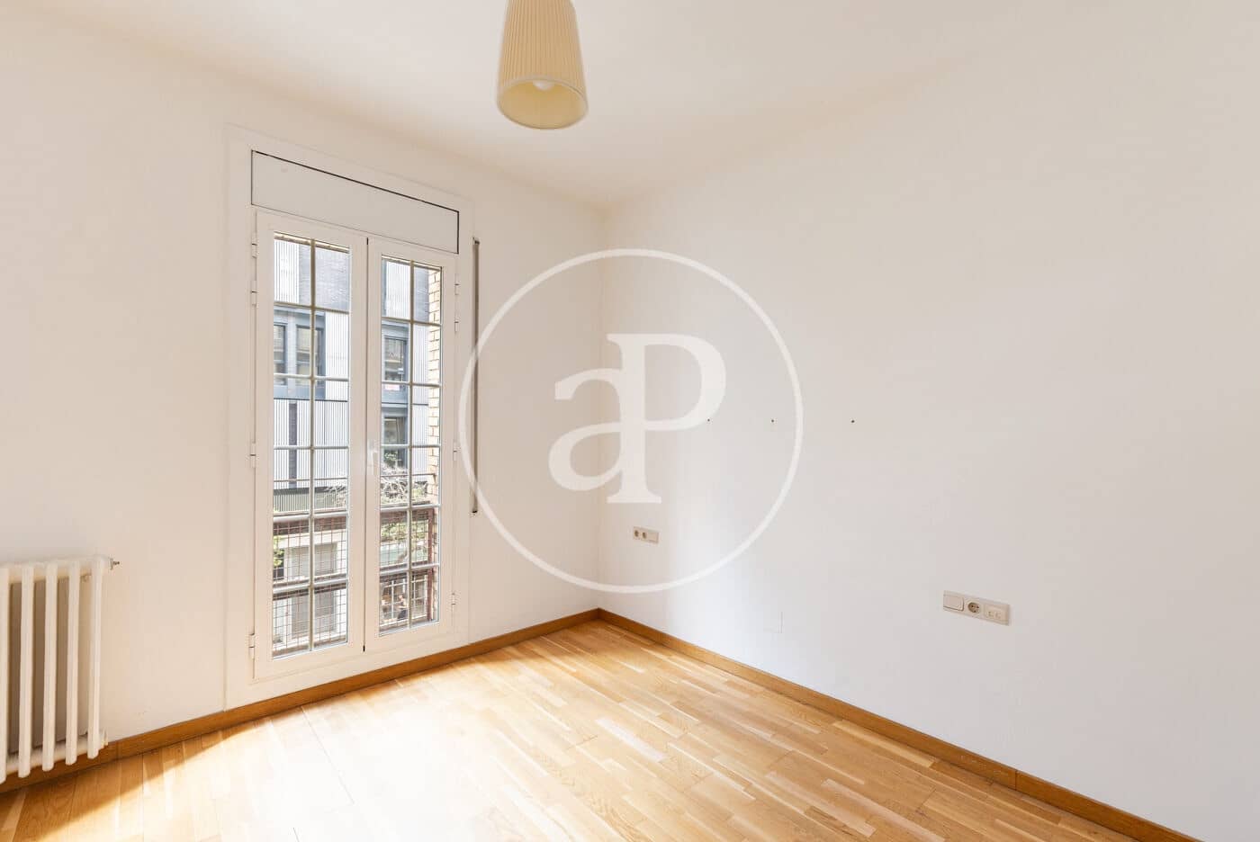 4 bedroom Apartment for sale in Barcelona city - € 990,000 (Ref: 9884795)
