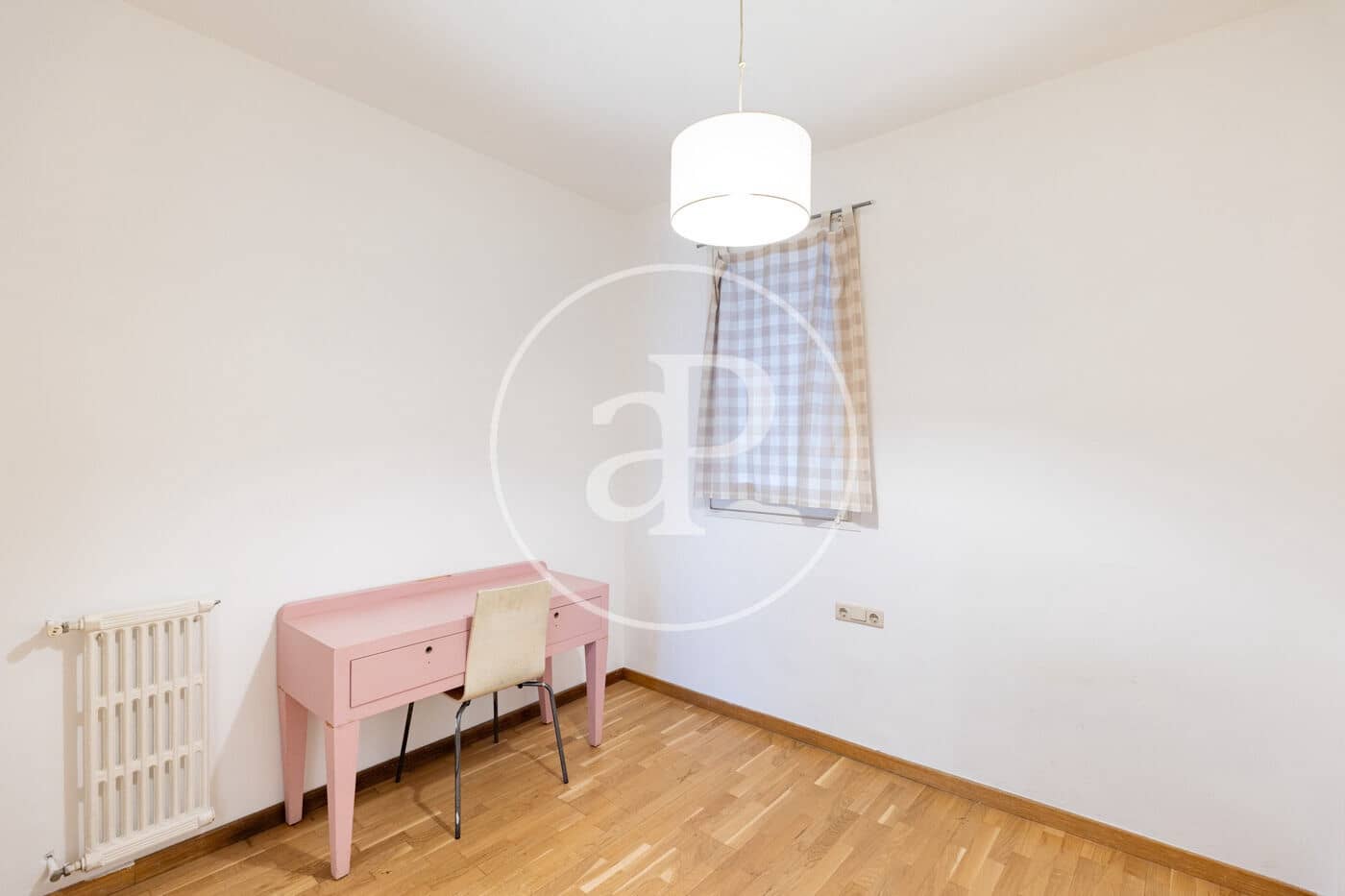 4 bedroom Apartment for sale in Barcelona city - € 990,000 (Ref: 9884795)