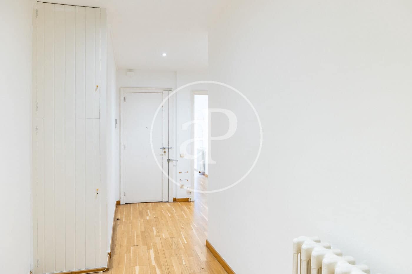 4 bedroom Apartment for sale in Barcelona city - € 990,000 (Ref: 9884795)