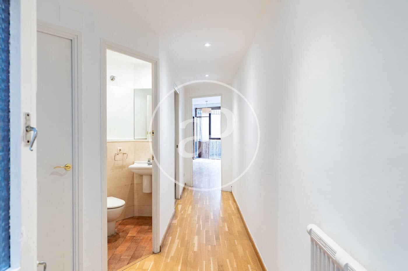 4 bedroom Apartment for sale in Barcelona city - € 990,000 (Ref: 9884795)