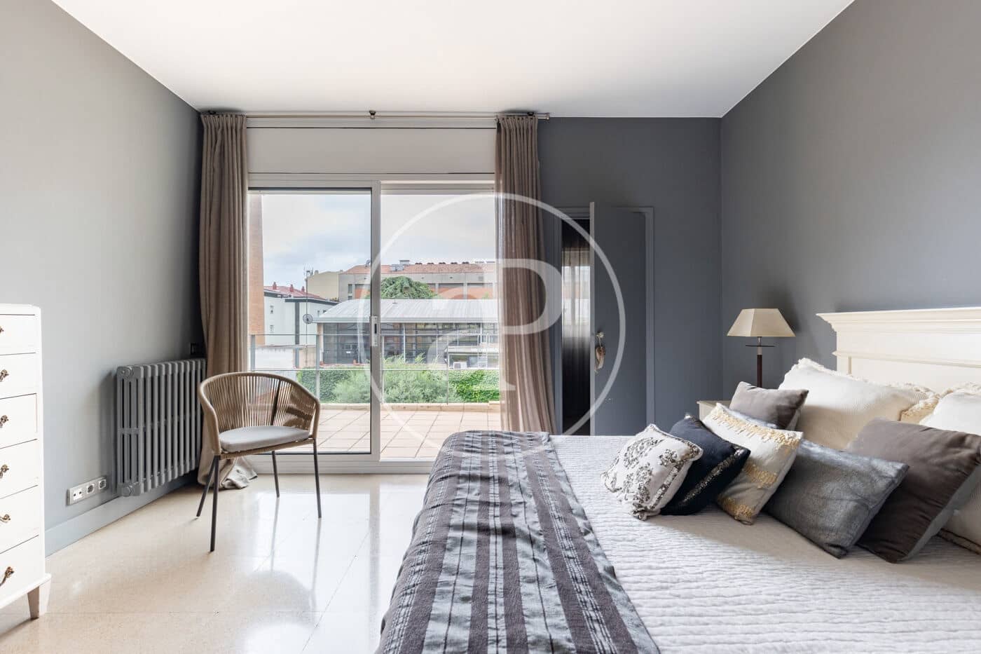 8 chambre Villa/Maison à vendre à Sabadell avec piscine - 800 000 € (Ref: 9884796)