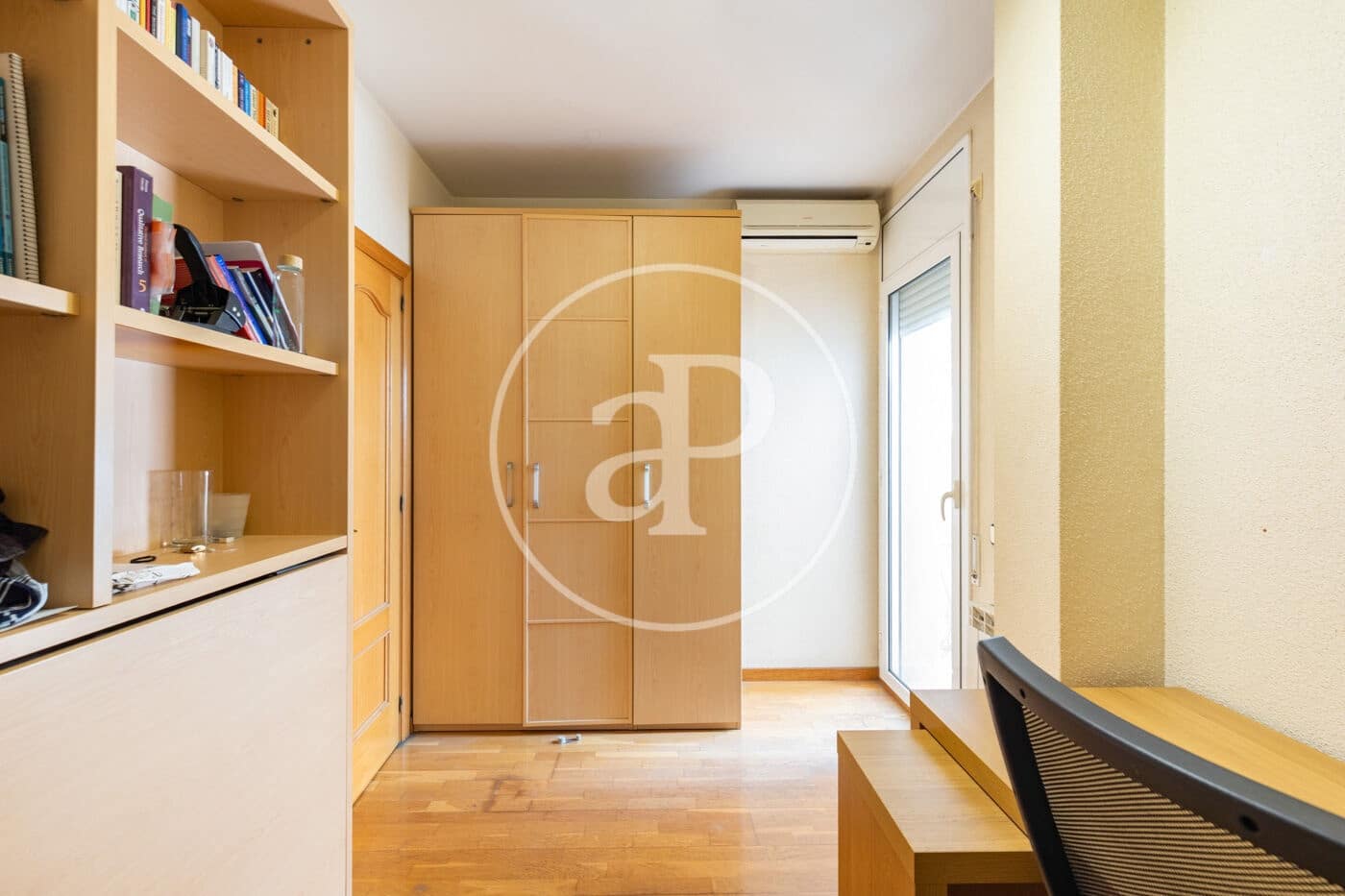 3 bedroom Apartment for sale in Cerdanyola del Valles - € 410,000 (Ref: 9892358)