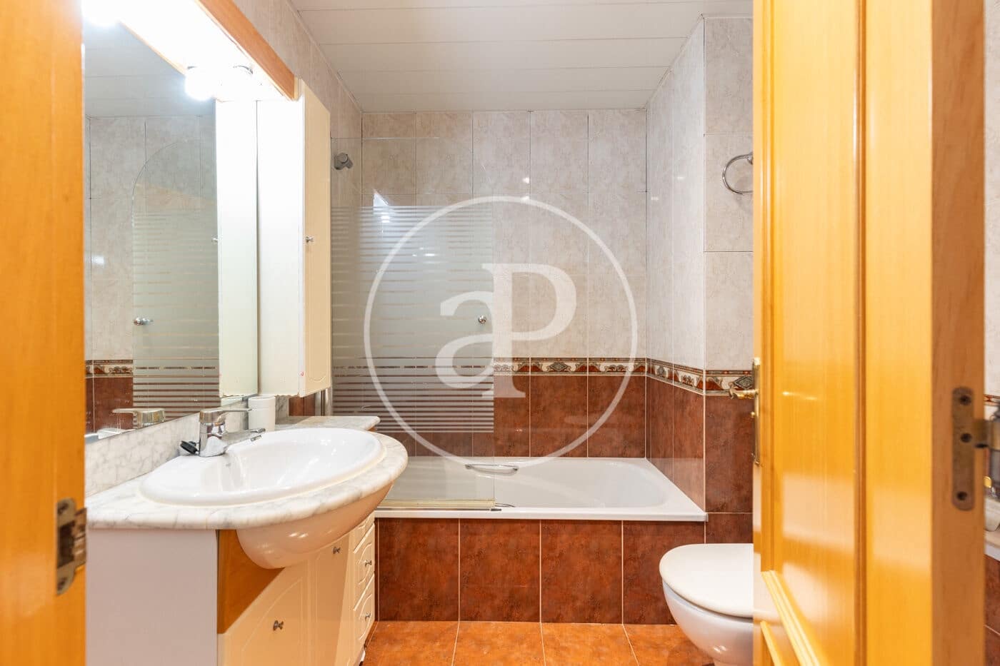 3 bedroom Apartment for sale in Cerdanyola del Valles - € 410,000 (Ref: 9892358)