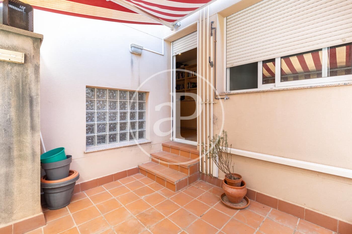 3 bedroom Apartment for sale in Cerdanyola del Valles - € 410,000 (Ref: 9892358)