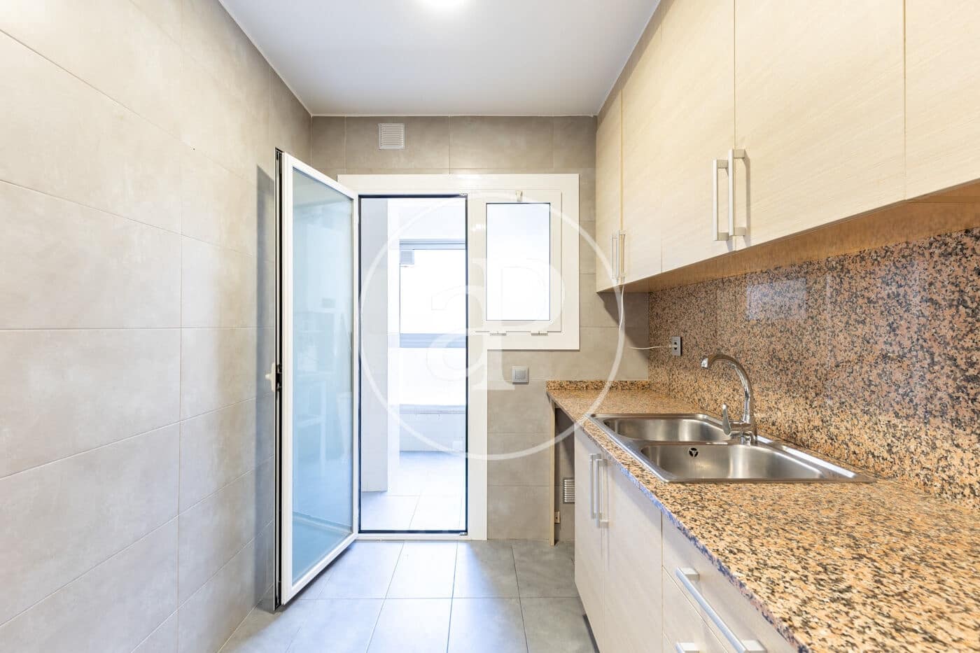 4 soverom Leilighet til salgs i Terrassa - € 345 000 (Ref: 9892359)