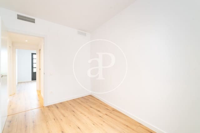 Appartement de 2 chambres à louer à La Nova Esquerra de L'Eixample, Barcelone ville avec garage - 2 200 € (Ref: 9892361)
