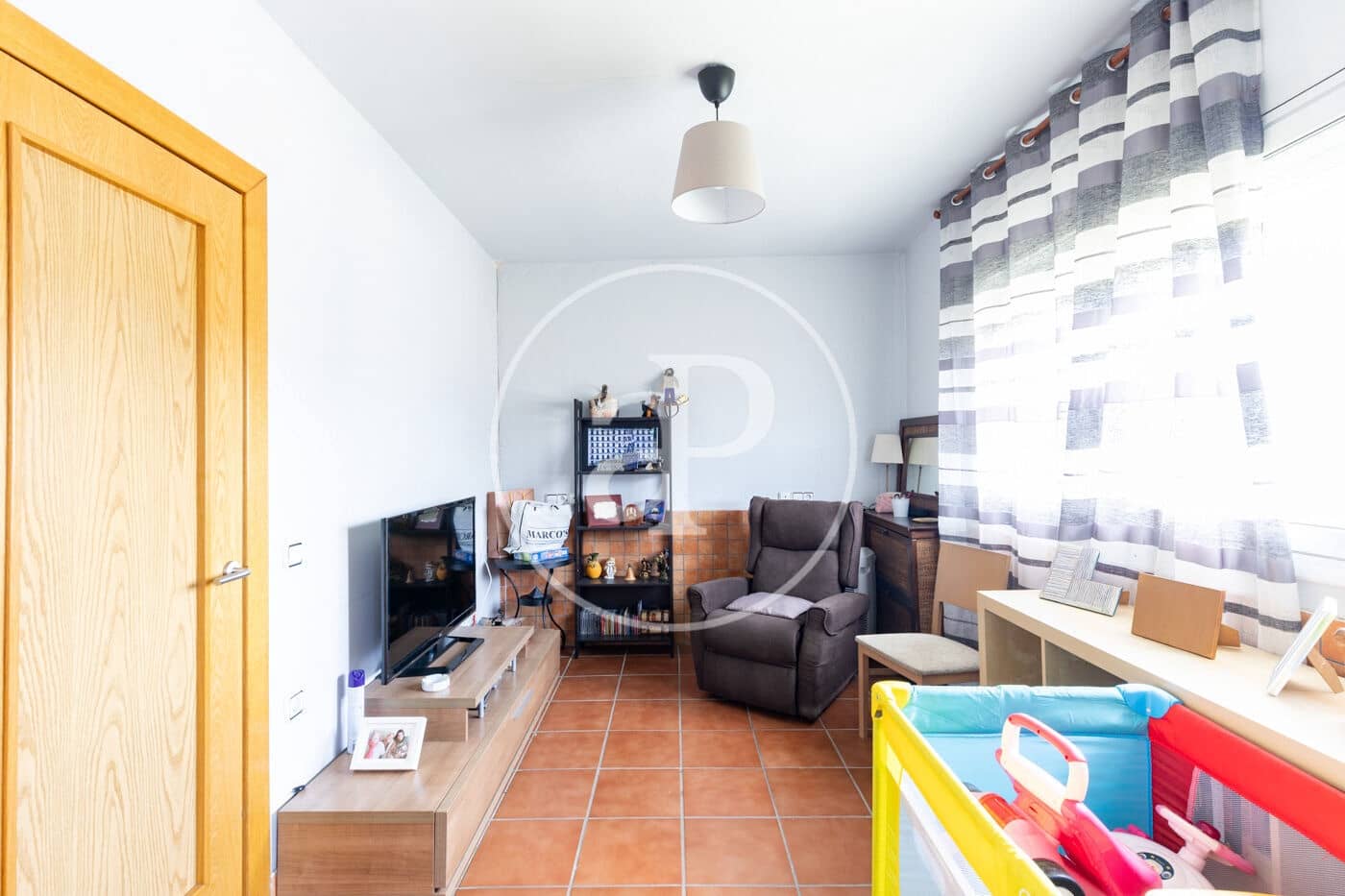 5 soverom Villa til salgs i Terrassa med svømmebasseng - € 565 000 (Ref: 9892363)