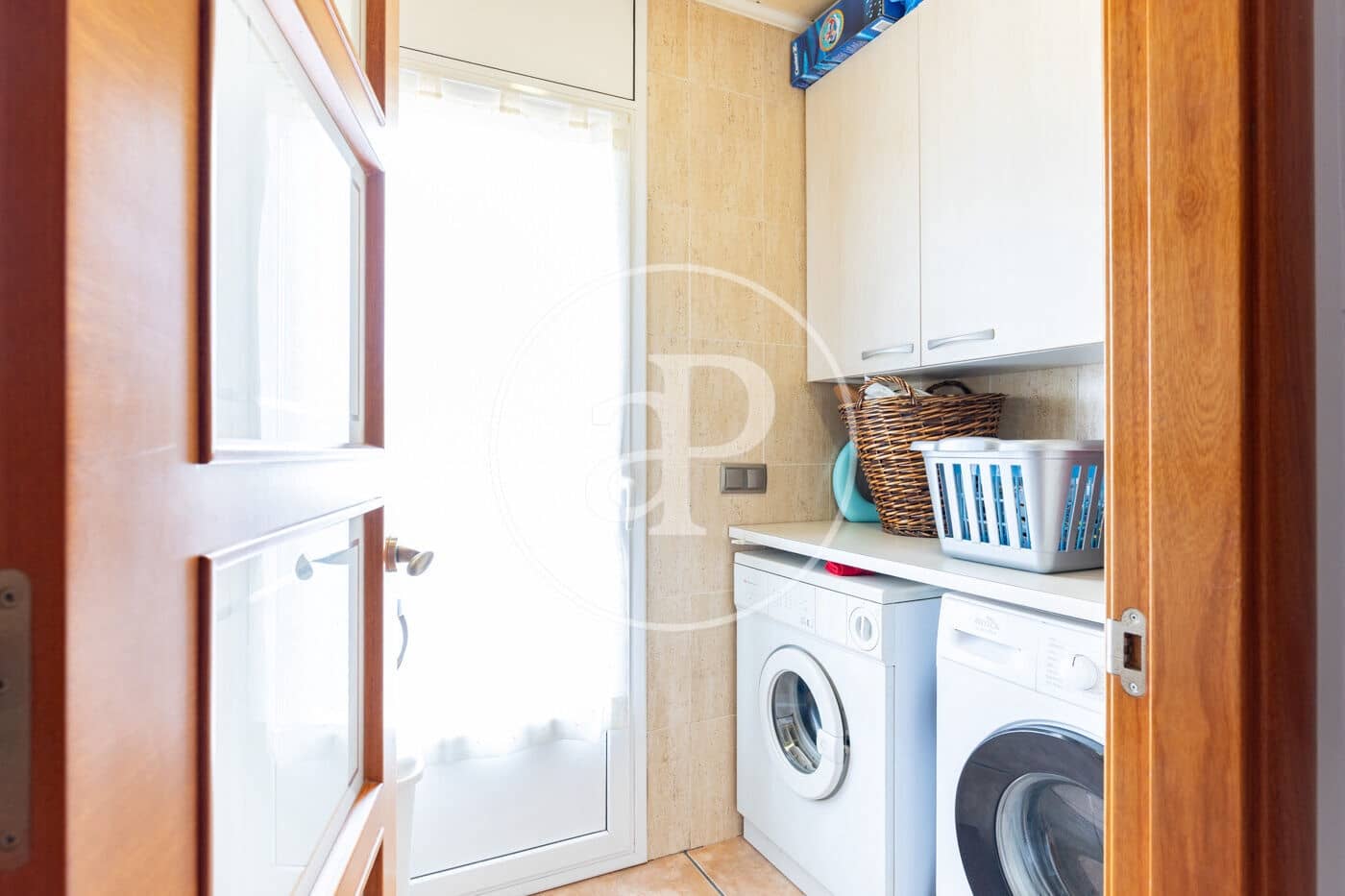 5 soverom Villa til salgs i Terrassa med svømmebasseng - € 565 000 (Ref: 9892363)