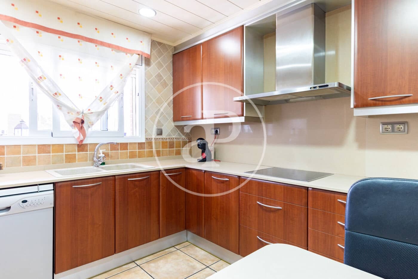 5 soverom Villa til salgs i Terrassa med svømmebasseng - € 565 000 (Ref: 9892363)