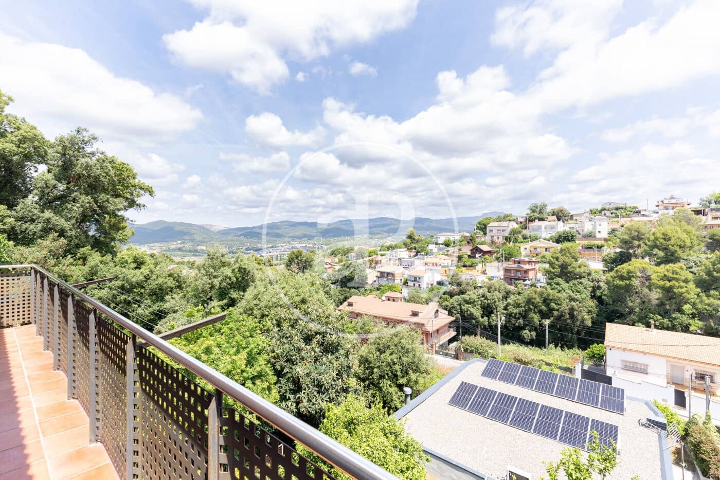 5 soverom Villa til salgs i Terrassa med svømmebasseng - € 565 000 (Ref: 9892363)