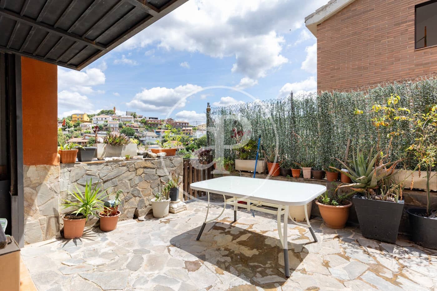 5 soverom Villa til salgs i Terrassa med svømmebasseng - € 565 000 (Ref: 9892363)