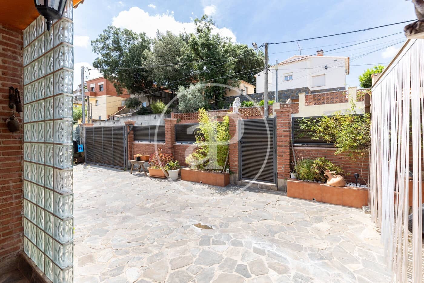 5 soverom Villa til salgs i Terrassa med svømmebasseng - € 565 000 (Ref: 9892363)