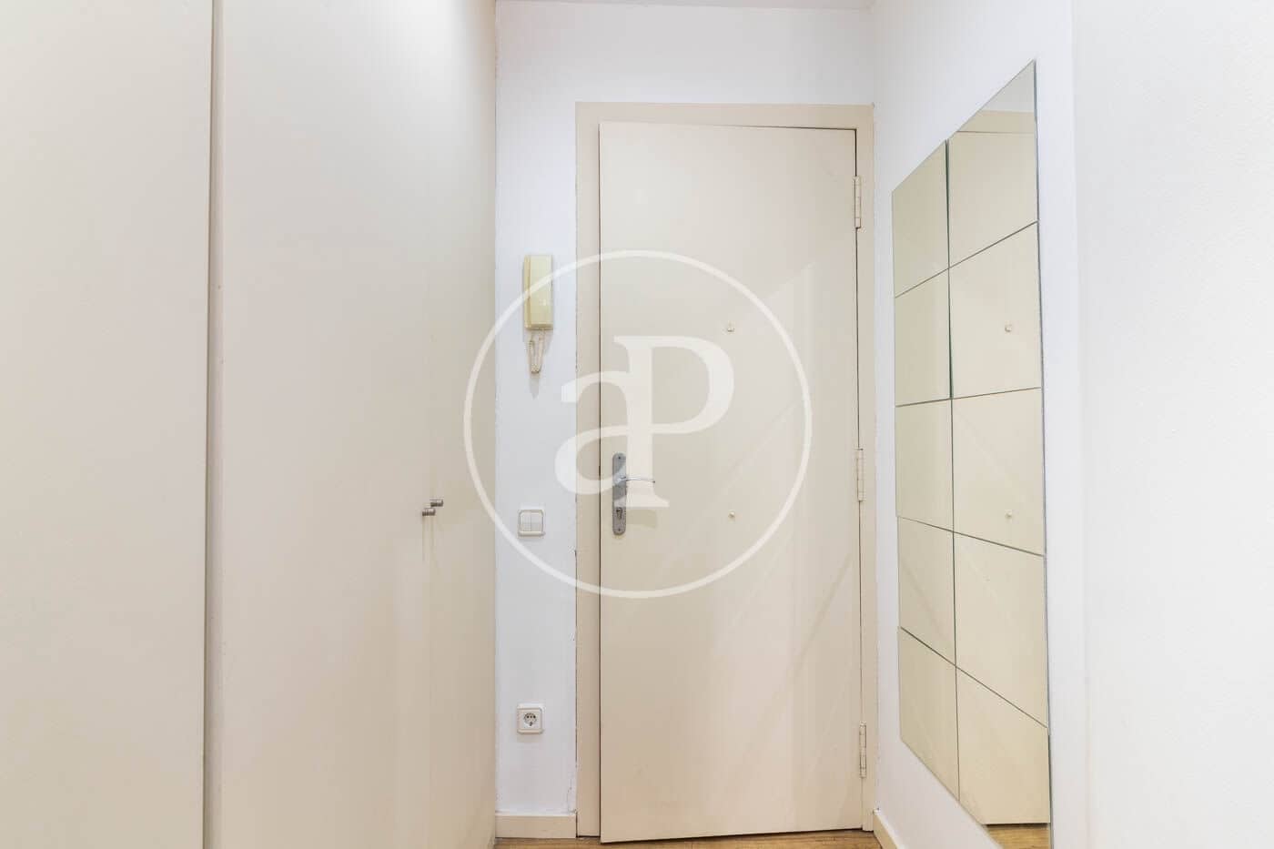 1 sovrum Lägenhet till salu i Barcelona stad - 240 000 € (Ref: 9896827)