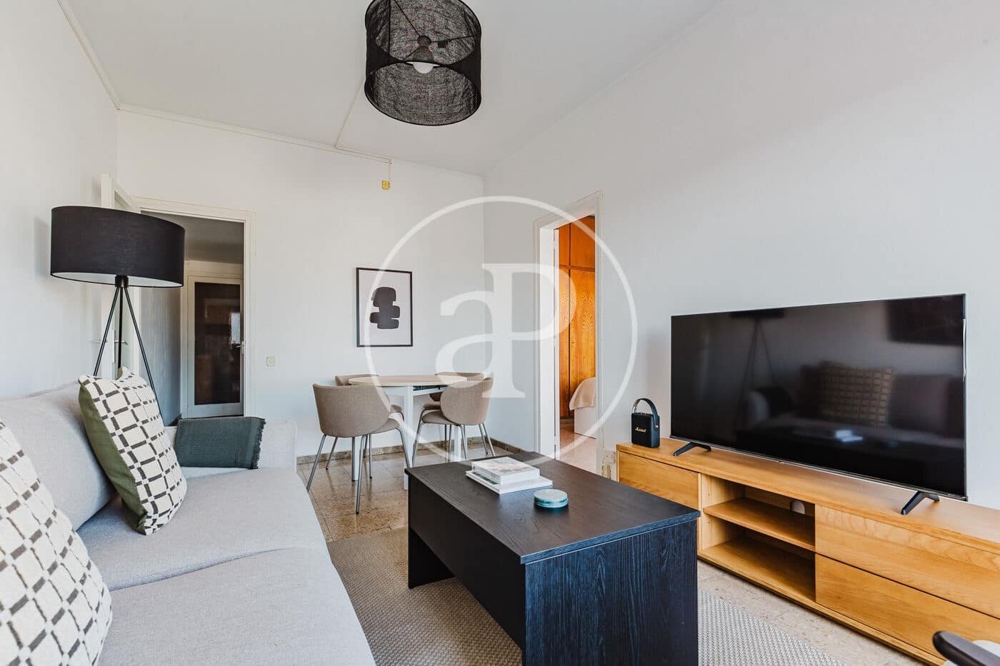 2 soverom Leilighet til leie i Barcelona by - € 2 300 (Ref: 9896828)