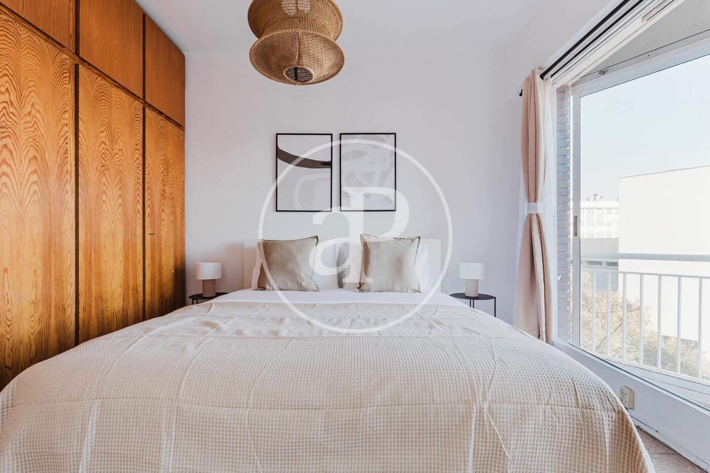 2 soverom Leilighet til leie i Barcelona by - € 2 300 (Ref: 9896828)