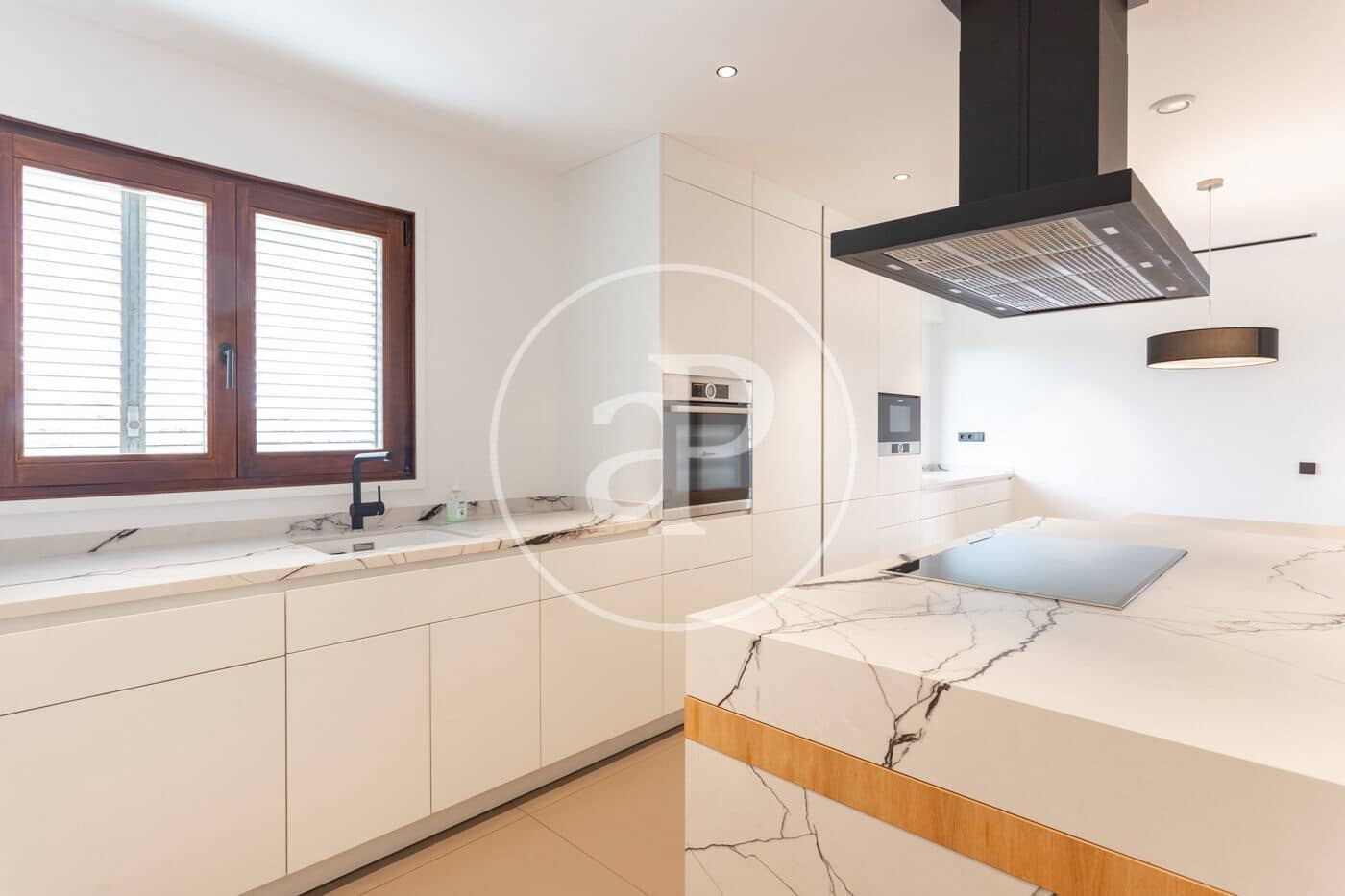 4 makuuhuone Huoneisto vuokrattavana paikassa Barcelona kaupunki mukana 
autotalli - 8 789 € (Ref: 9896829)