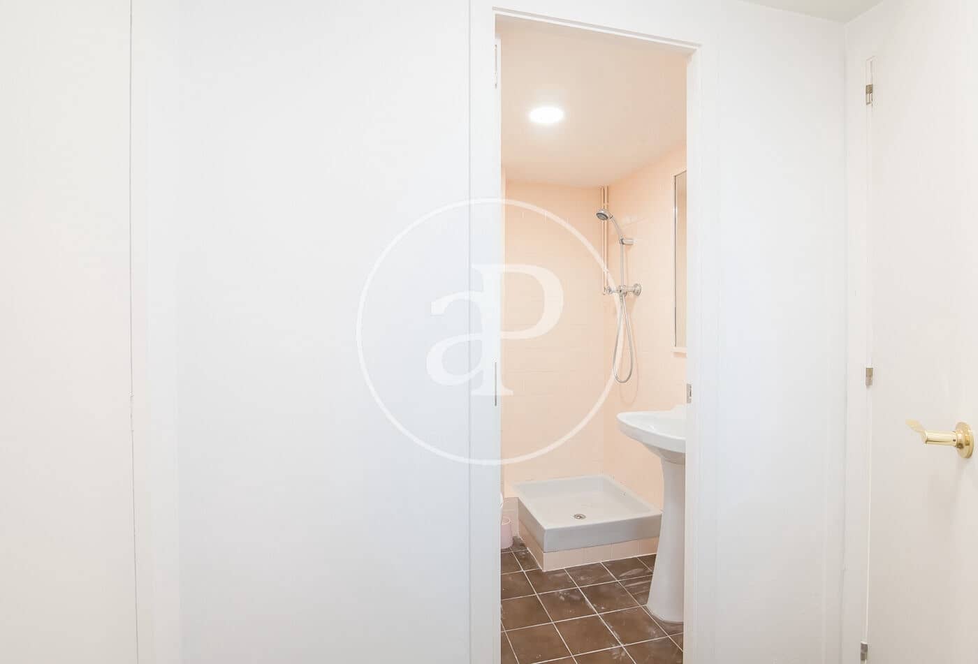 Apartamento de 5 habitaciones en Barcelona ciudad en alquiler con garaje - 5.713 € (Ref: 9896830)