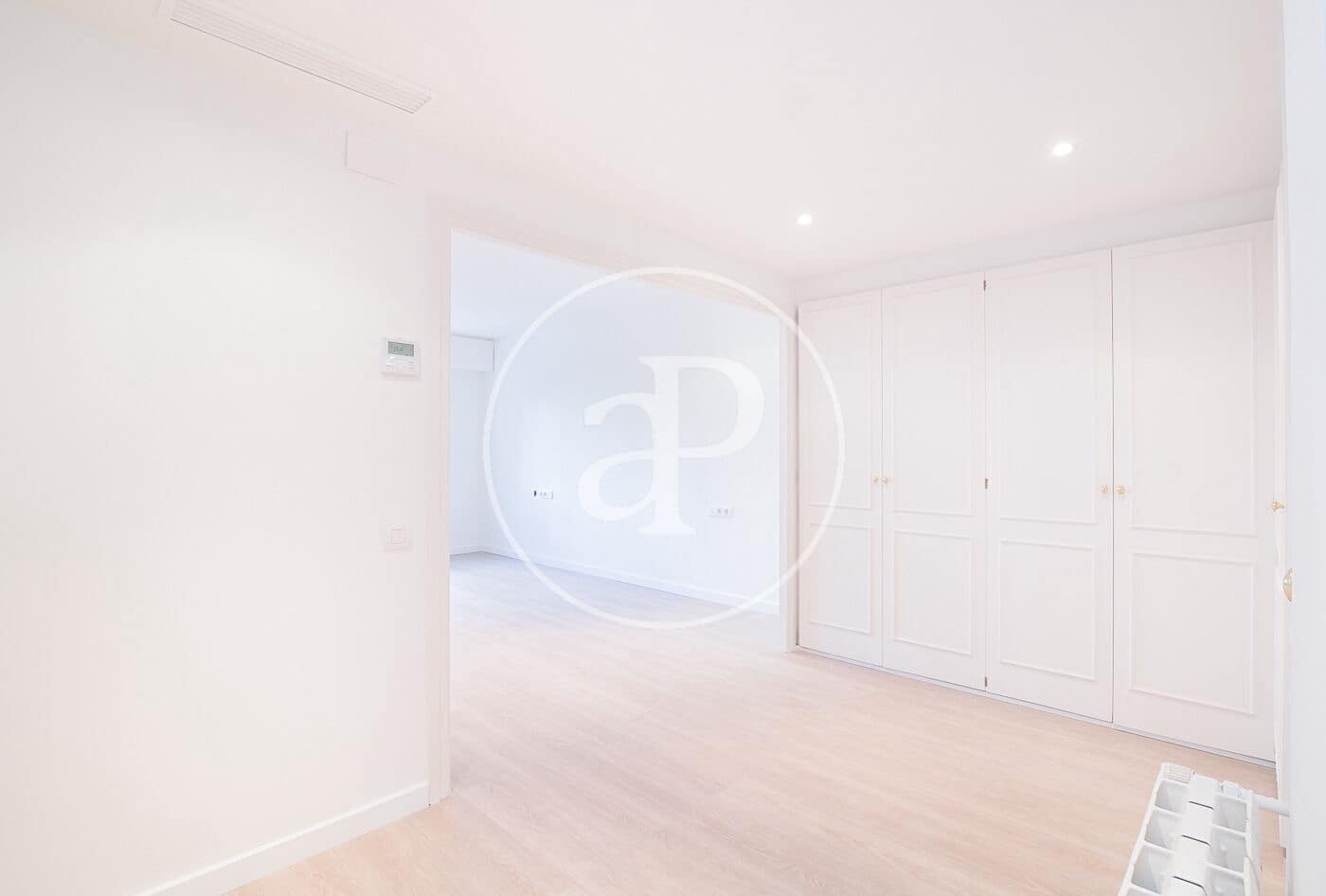 Apartamento de 5 habitaciones en Barcelona ciudad en alquiler con garaje - 5.713 € (Ref: 9896830)