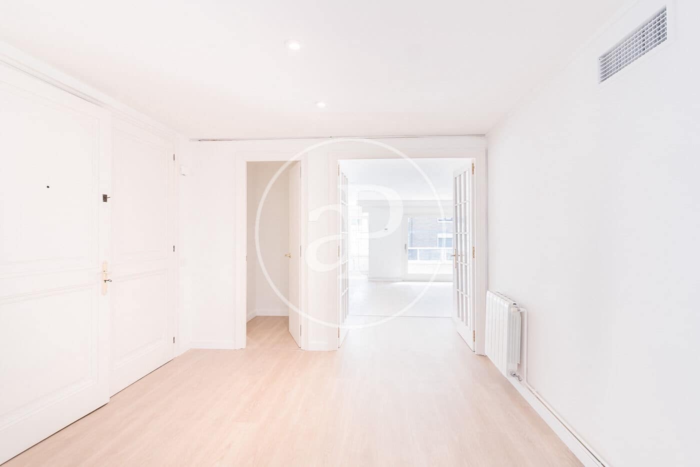 Apartamento de 5 habitaciones en Barcelona ciudad en alquiler con garaje - 5.713 € (Ref: 9896830)