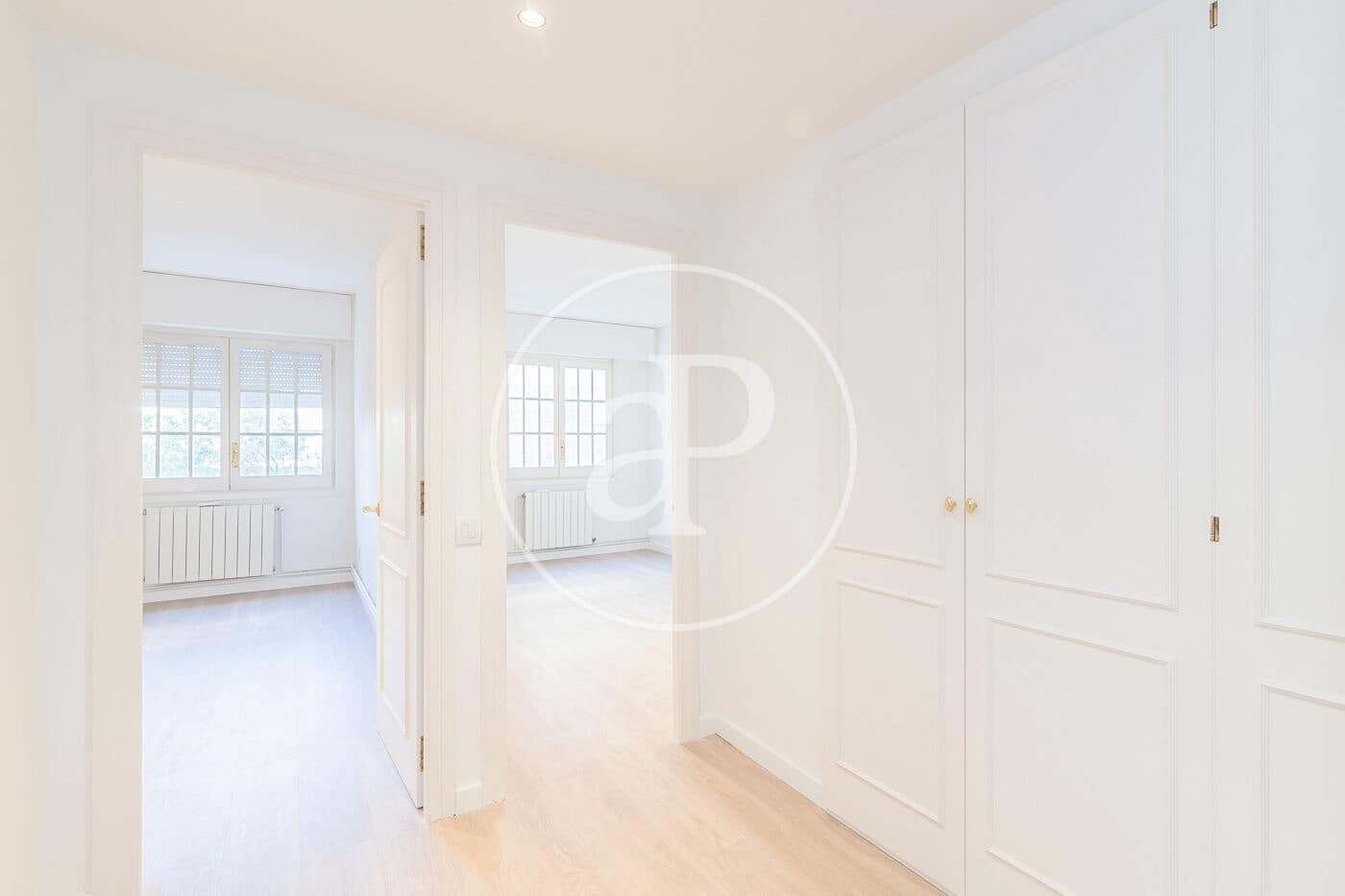 Apartamento de 5 habitaciones en Barcelona ciudad en alquiler con garaje - 5.713 € (Ref: 9896830)