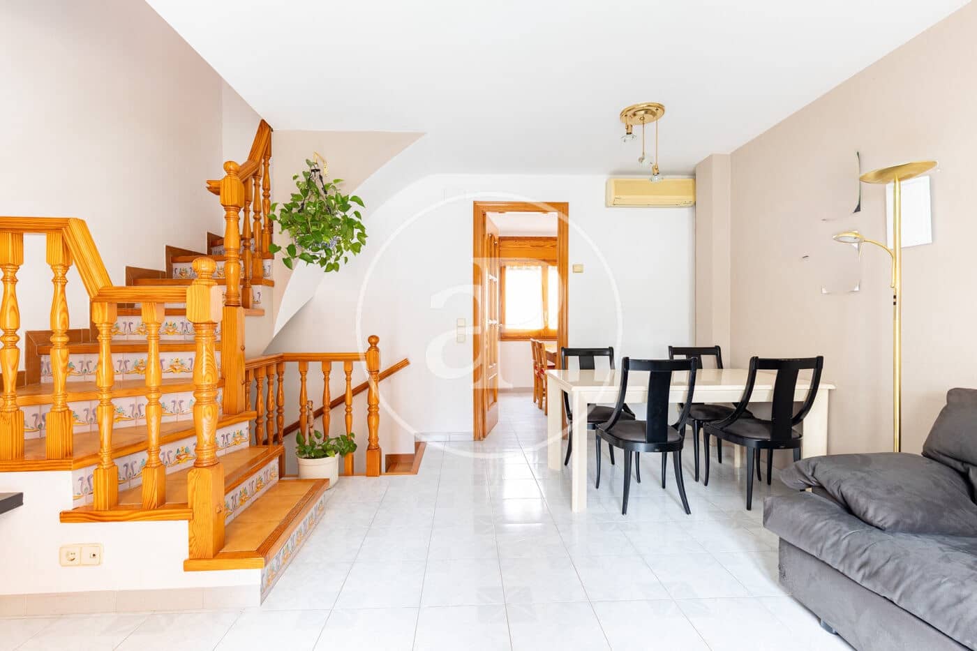 Chalet de 3 habitaciones en Sant Cugat del Vallès en venta - 620.000 € (Ref: 9896832)