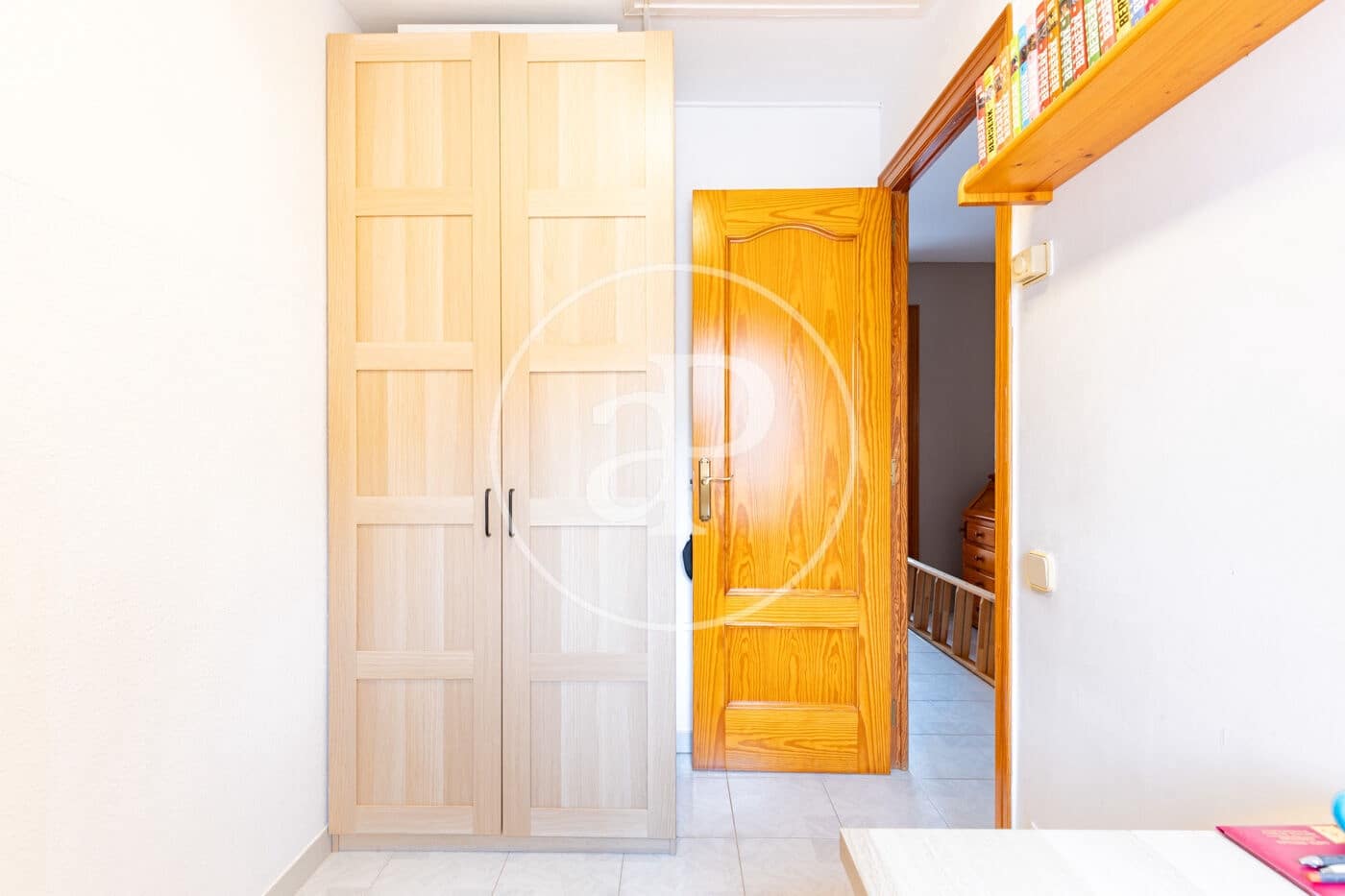 Chalet de 3 habitaciones en Sant Cugat del Vallès en venta - 620.000 € (Ref: 9896832)