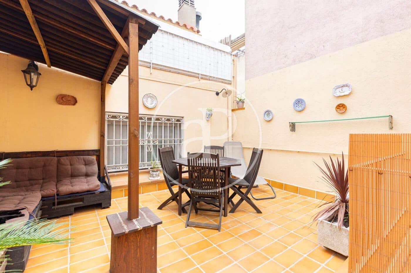 Chalet de 3 habitaciones en Sant Cugat del Vallès en venta - 620.000 € (Ref: 9896832)