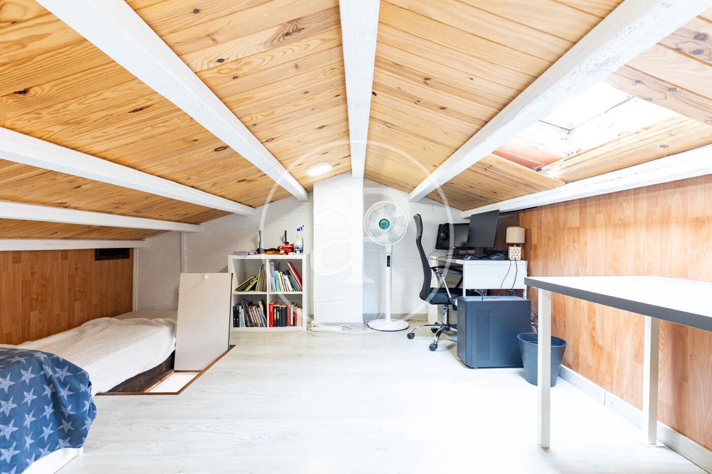 Chalet de 3 habitaciones en Sant Cugat del Vallès en venta - 620.000 € (Ref: 9896832)