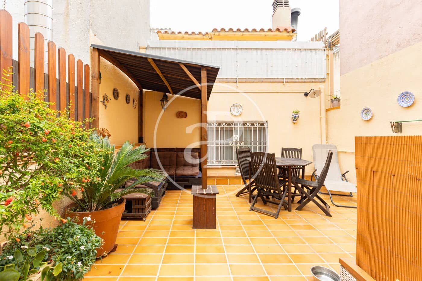 Chalet de 3 habitaciones en Sant Cugat del Vallès en venta - 620.000 € (Ref: 9896832)