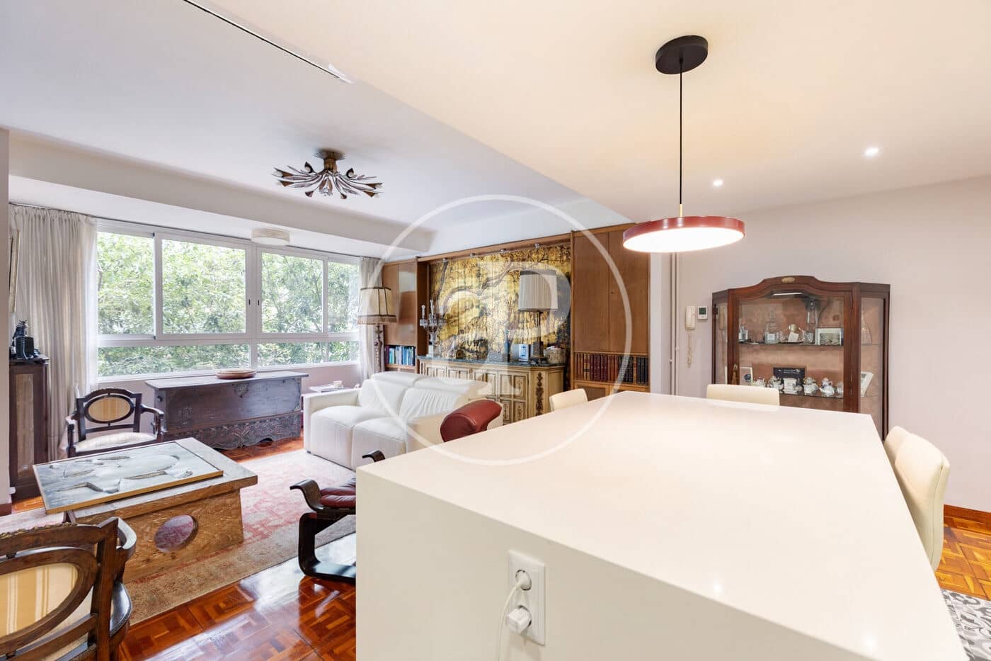 4 bedroom Apartment for sale in Barcelona city - € 820,000 (Ref: 9896833)
