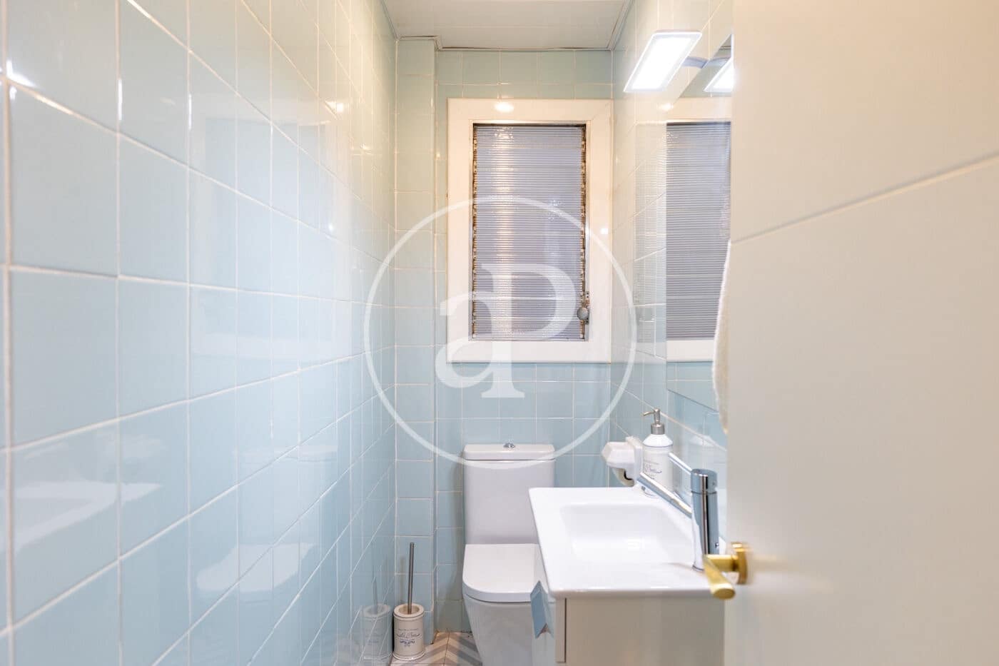 4 bedroom Apartment for sale in Barcelona city - € 820,000 (Ref: 9896833)
