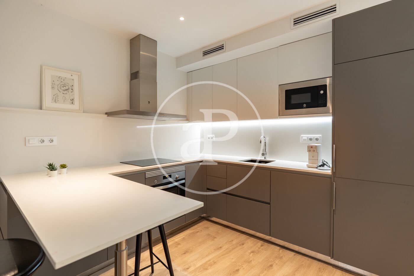 Apartamento de 1 habitación en Barcelona ciudad en alquiler - 2.180 € (Ref: 9896834)