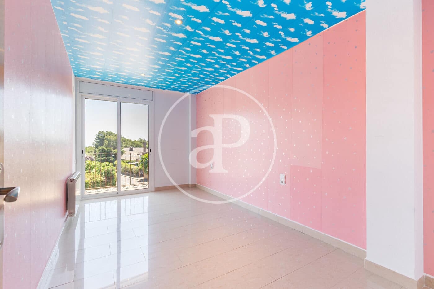 5 Zimmer Villa zu verkaufen in Matadepera mit Pool - 745.000 € (Ref: 9899649)