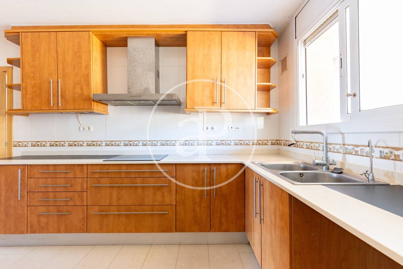 5 Zimmer Villa zu verkaufen in Matadepera mit Pool - 745.000 € (Ref: 9899649)