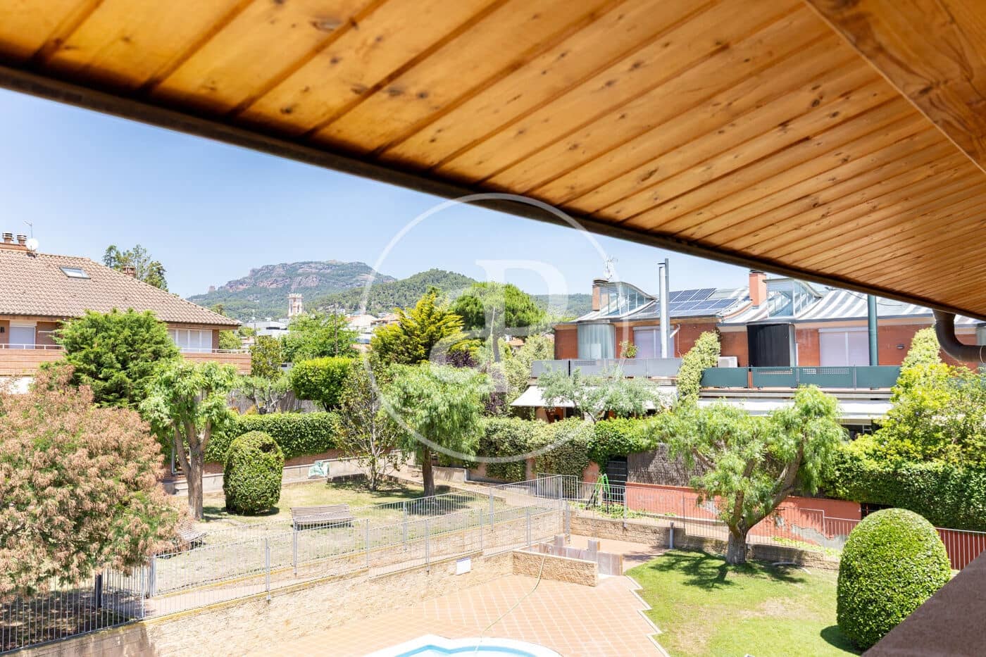 5 Zimmer Villa zu verkaufen in Matadepera mit Pool - 745.000 € (Ref: 9899649)