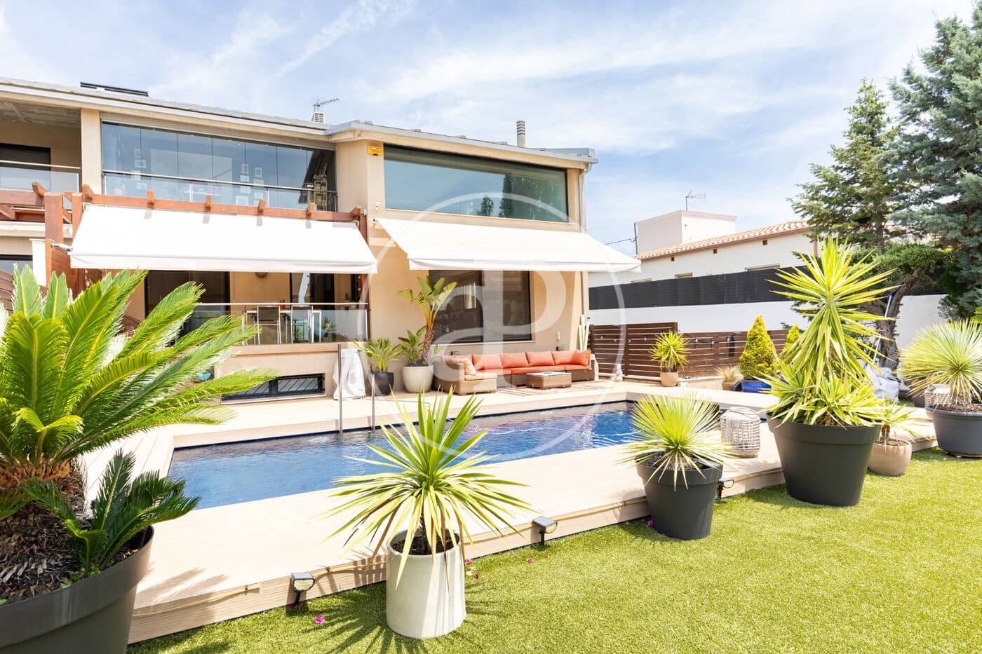4 bedroom Villa for sale in Matadepera - € 970,000 (Ref: 9899650)