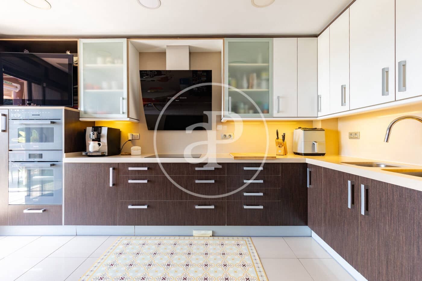 4 bedroom Villa for sale in Matadepera - € 970,000 (Ref: 9899650)