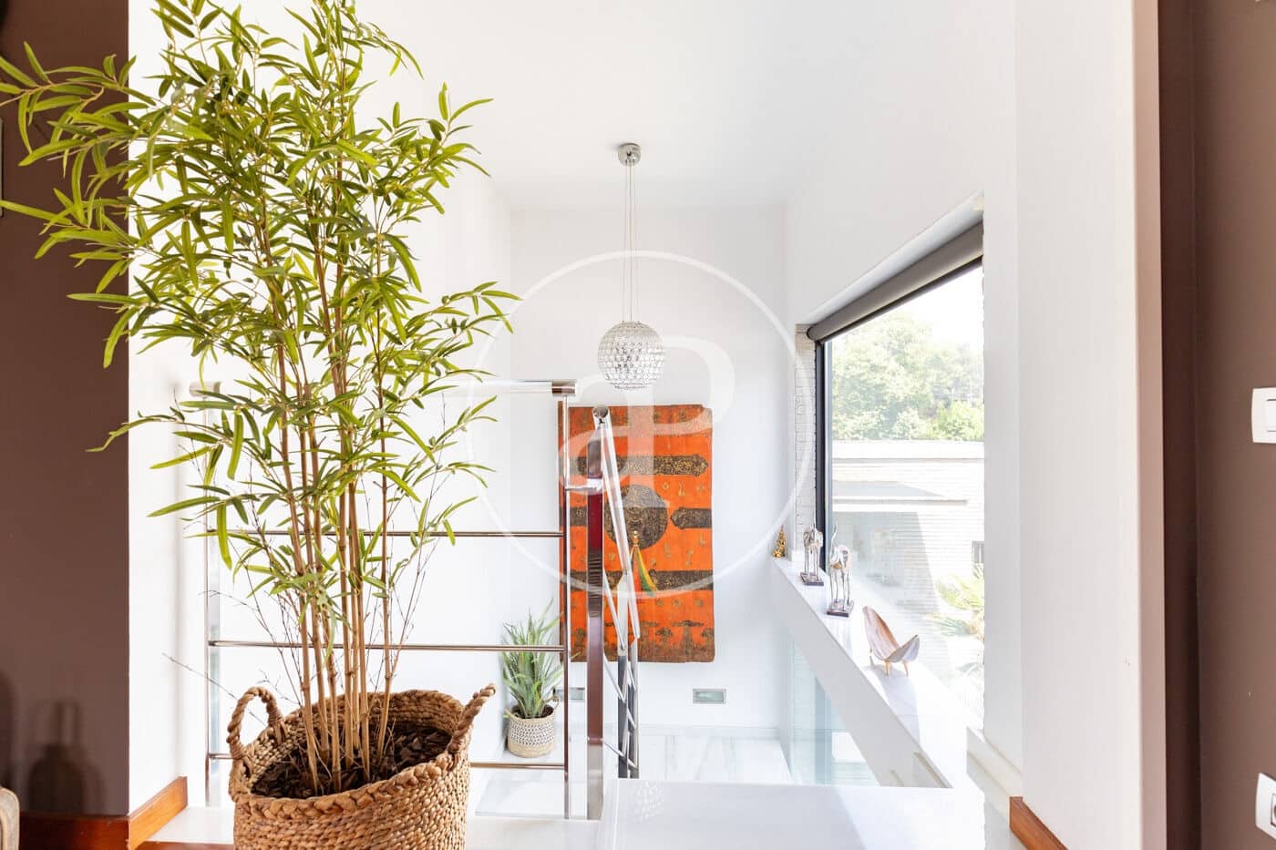 4 bedroom Villa for sale in Matadepera - € 970,000 (Ref: 9899650)