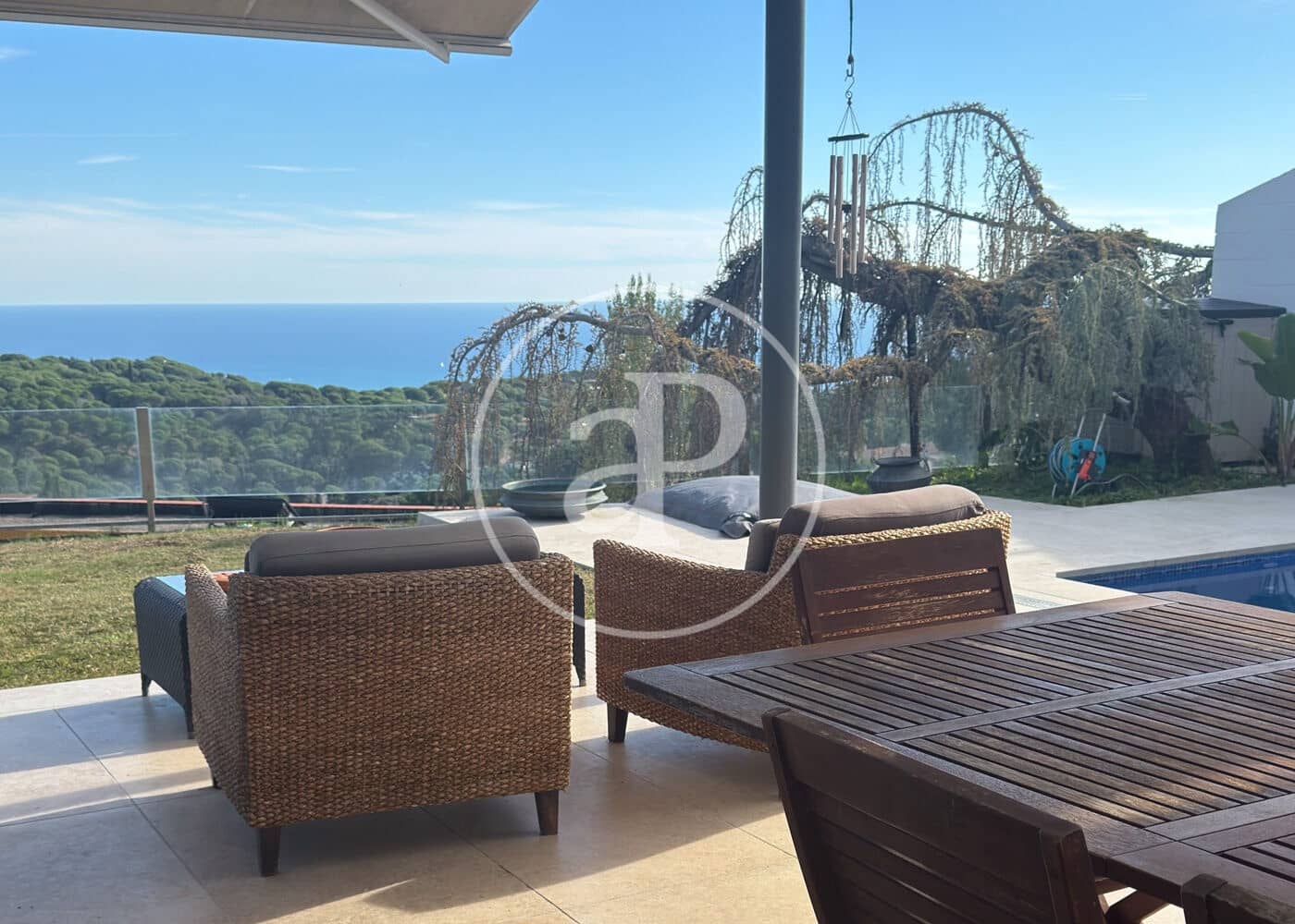 4 bedroom Villa for rent in Sant Vicenc de Montalt with pool - € 8,400 (Ref: 9899651)