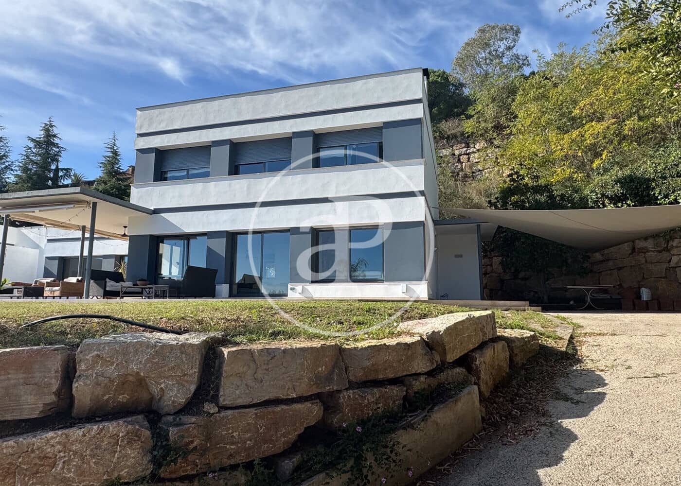 4 bedroom Villa for rent in Sant Vicenc de Montalt with pool - € 8,400 (Ref: 9899651)