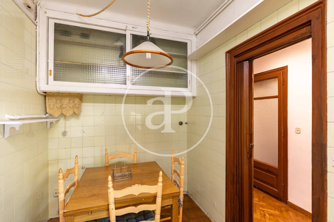 Apartamento de 5 habitaciones en Barcelona ciudad en venta - 950.000 € (Ref: 9899652)