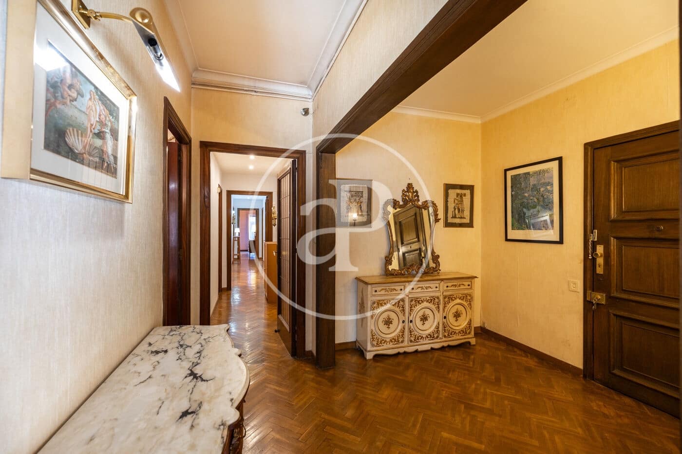 Apartamento de 5 habitaciones en Barcelona ciudad en venta - 950.000 € (Ref: 9899652)
