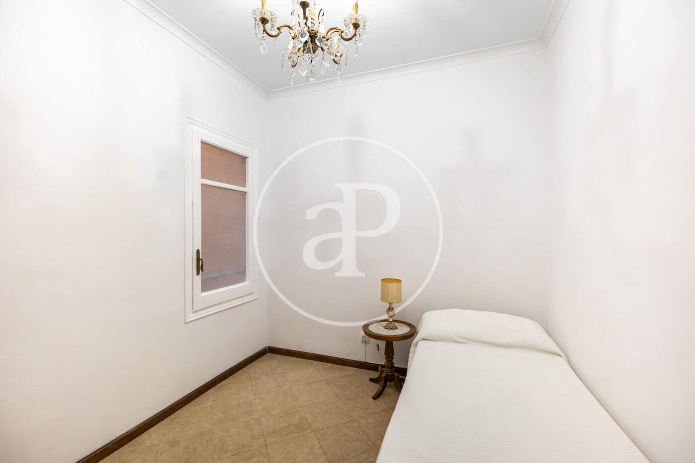 Apartamento de 5 habitaciones en Barcelona ciudad en venta - 950.000 € (Ref: 9899652)
