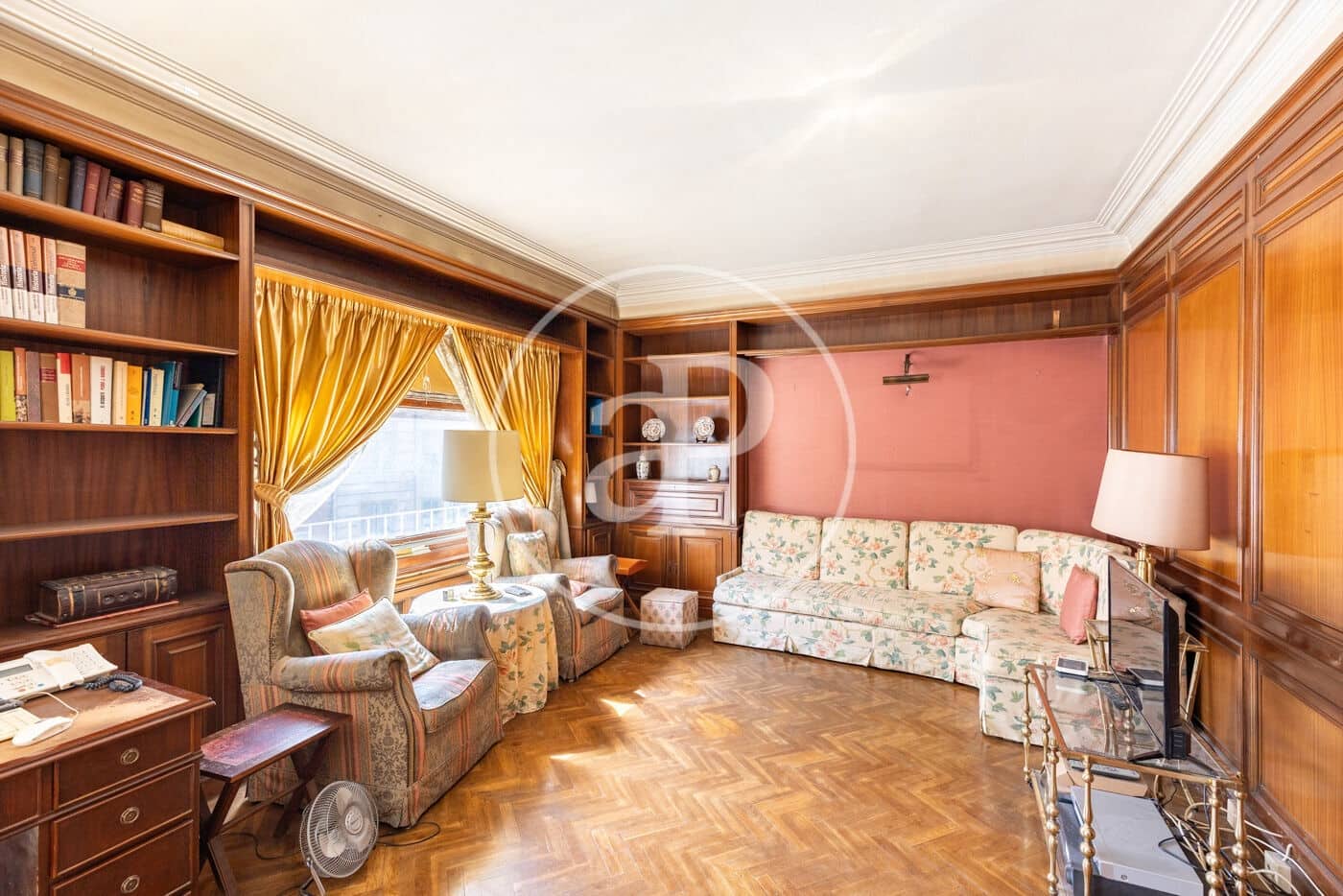 Apartamento de 5 habitaciones en Barcelona ciudad en venta - 950.000 € (Ref: 9899652)