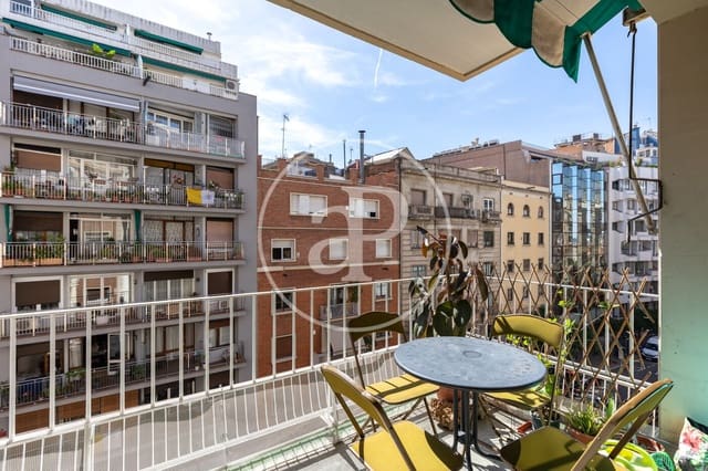 Apartamento de 5 habitaciones en La Vila de Gràcia, Barcelona ciudad en venta - 950.000 € (Ref: 9899652)